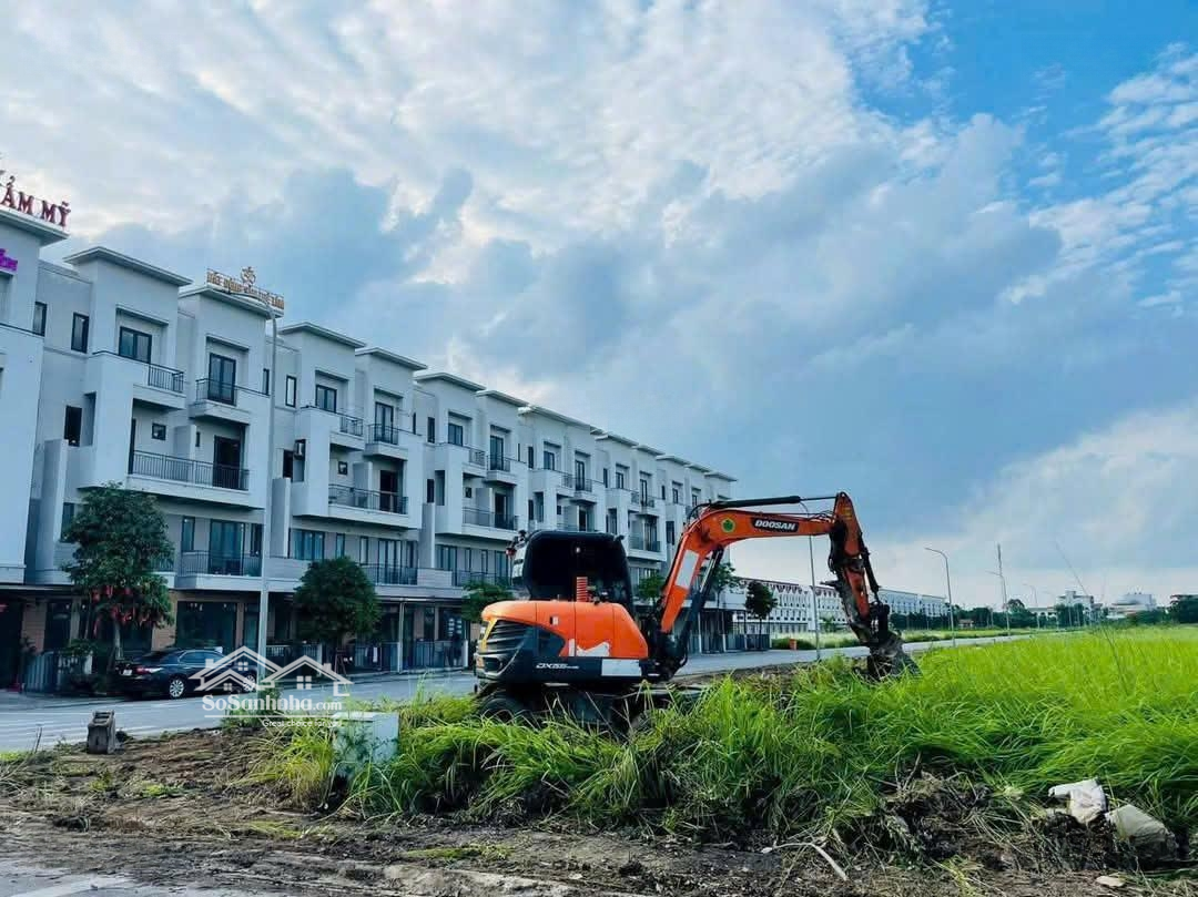 Shophouse 75m2,đối Diện Trung Cư Cách Tây Hồ 12km,gần Nhà Ga Metro