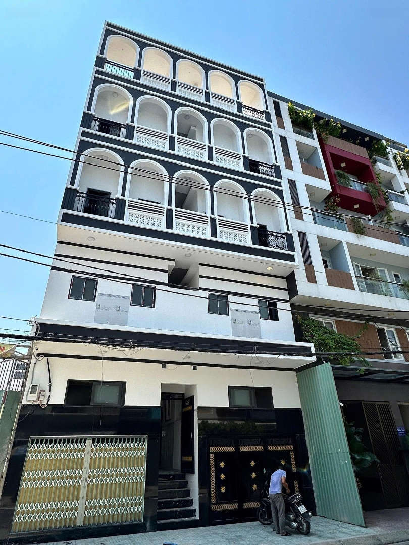Giá Rẻ, Chủ Cần Bán Toà Nhà Căn Hộ Dịch Vụ đường Nguyễn Hữu Tiến, P. Tây Thạnh, Tân Phú. Dt 8,6x32m