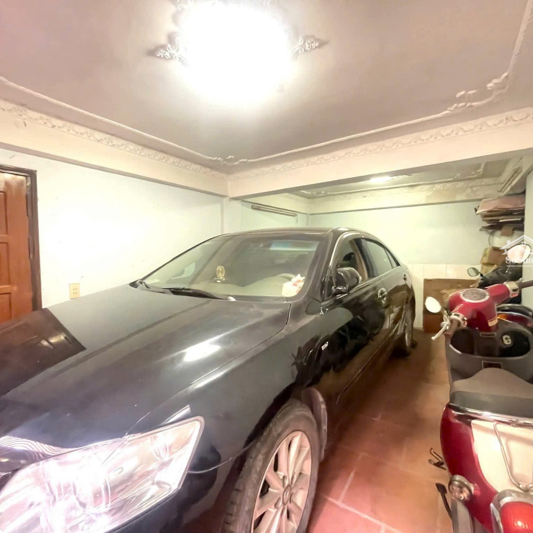 Nhà đẹp Hồ Tùng Mậu - 6 Tầng - Gần Phố - Camry Ngủ Trong Nhà - 15 Tỷ