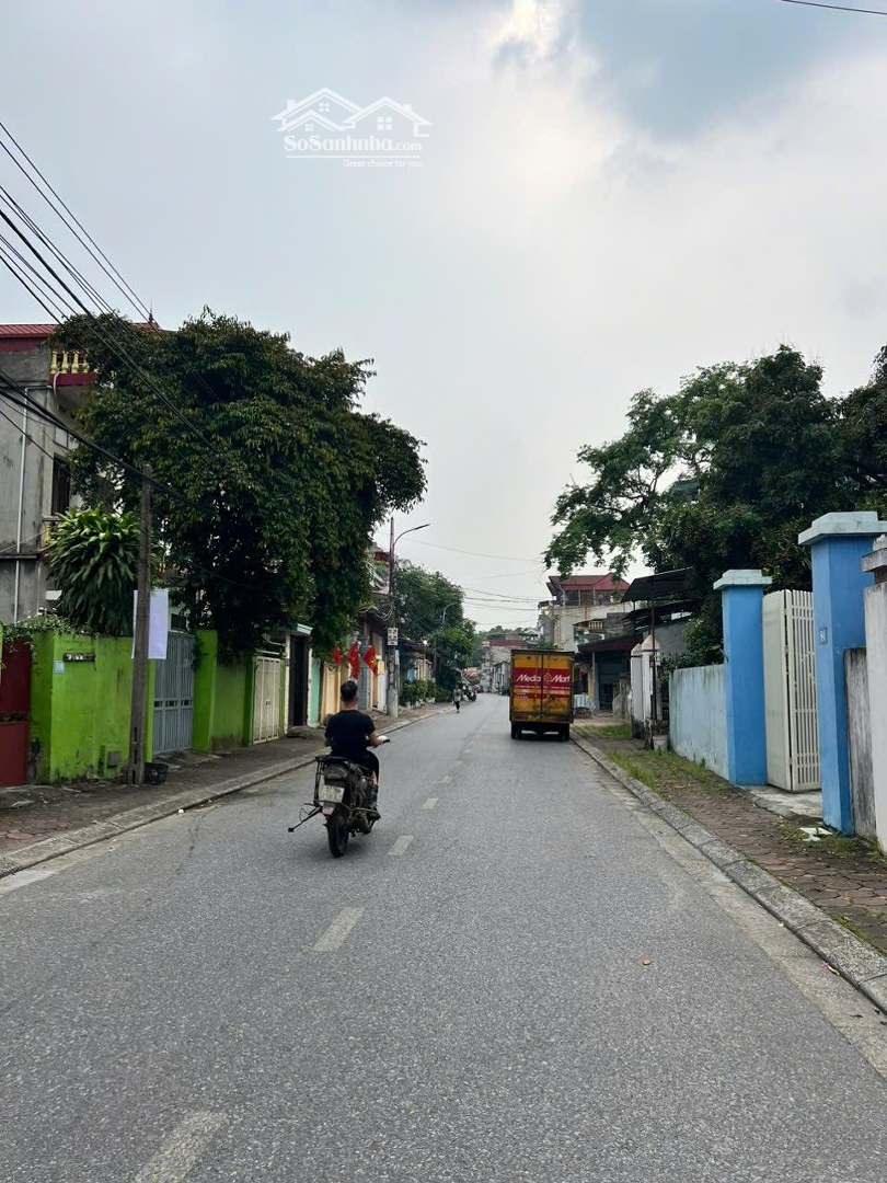 Bán Lô đất 321m2 Trục Chính Cổ Mễ - Vũ Ninh đường 3 ô Tô Thông Thoáng. View Hồ