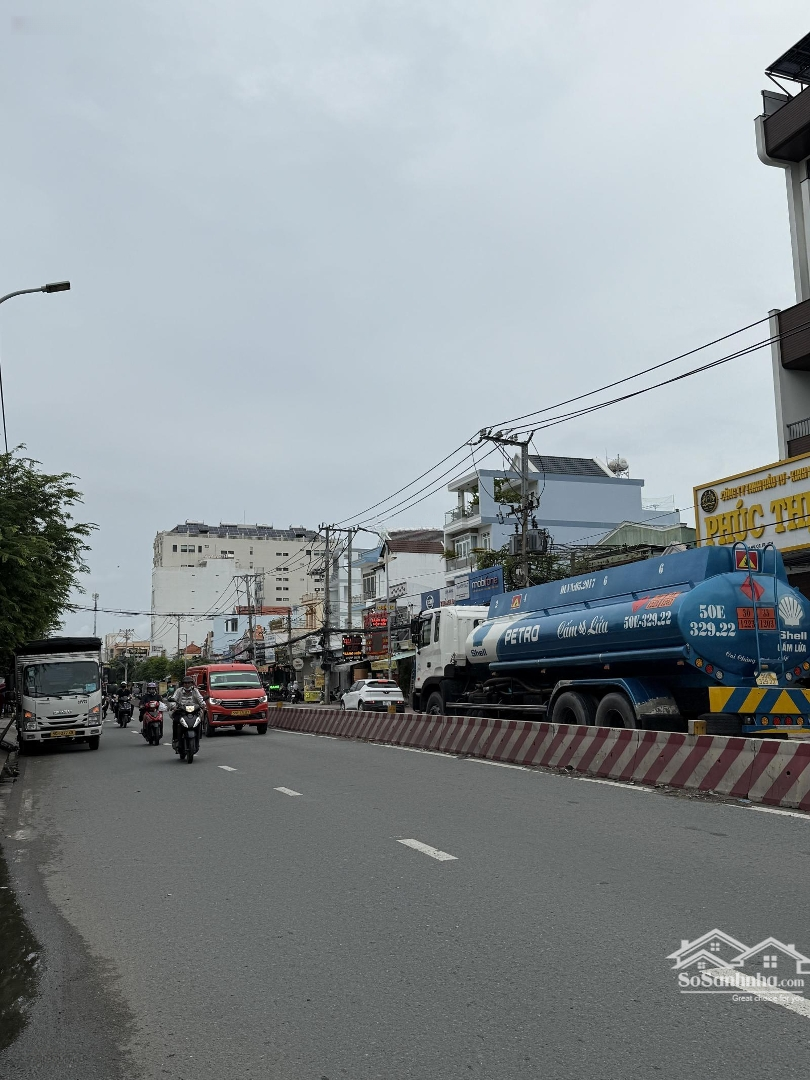 Bán Nhà Mặt Tiền đường Huỳnh Tấn Phát P. Phú Thuận, Quận 7 Giá Tốt