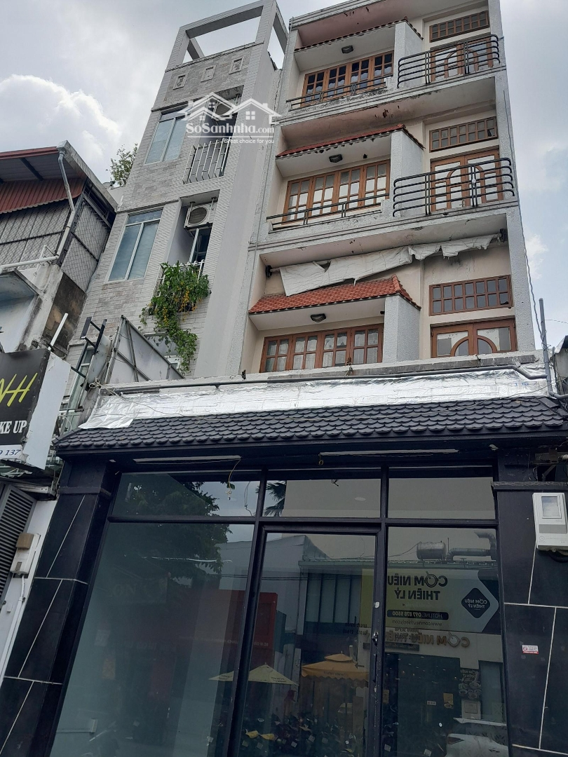 Nhà đẹp Hẻm ô Tô Lý Thường Kiệt, Q.10, 4.8x15m - 3 Tầng, Chỉ Nhỉnh 13 Tỷ