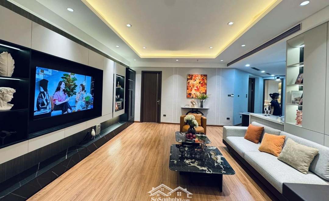 Bán Gấp Chung Cư Cao Cấp, 17t6 Hoàng đạo Thúy, Cầu Giấy. 130m2 3pn. 10,5 Tỷ