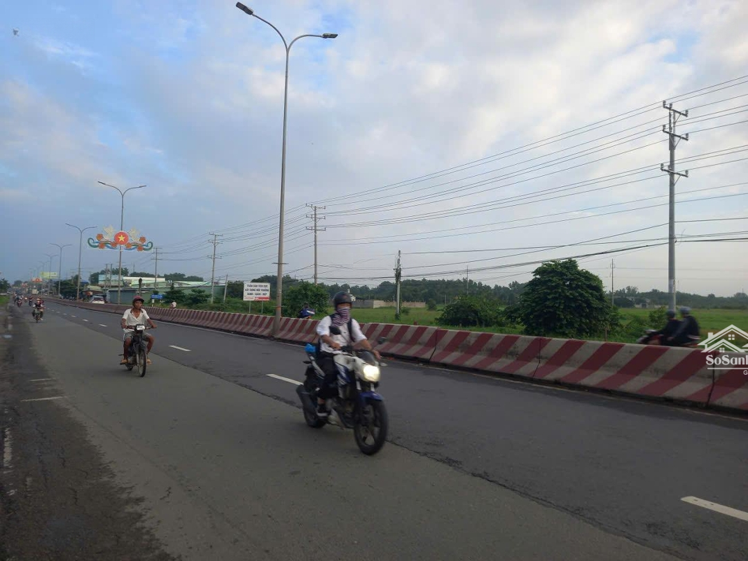 Bán đất Quốc Lộ 22b Trảng Bàng Tây Ninh 150m X 850m = 12.000m Giá 30,5 Tỷ Tl