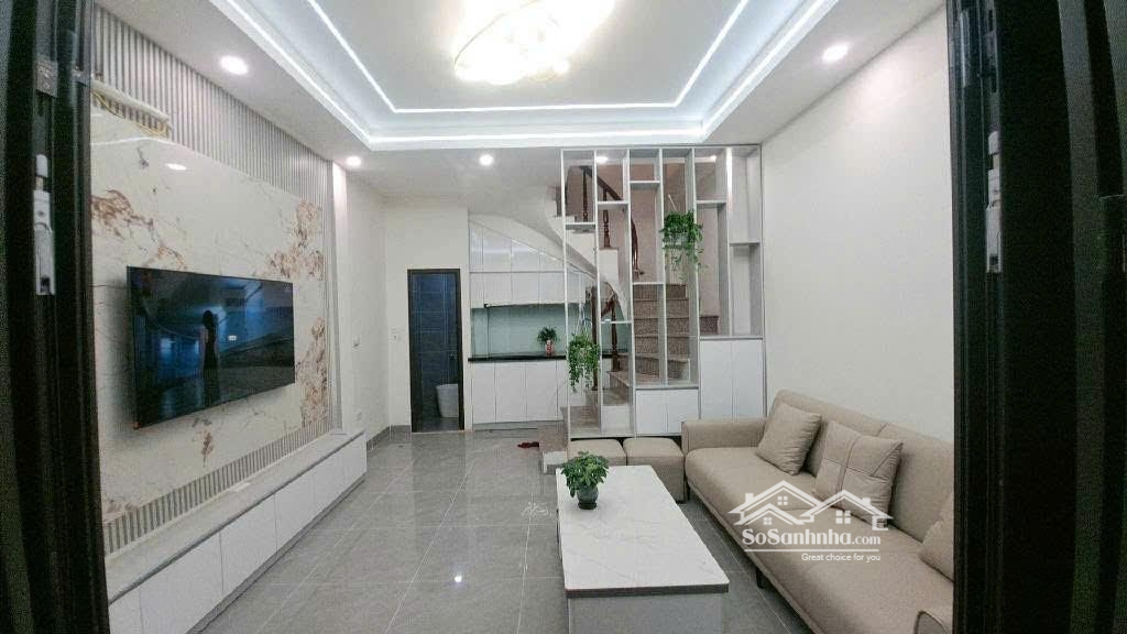 Bán Nhà - Mỹ đình- Dân Xây - 4 Ngủ đủ Công Năng - Sổ Nở Hậu - 37m2 - Giá 6.5 Tỷ