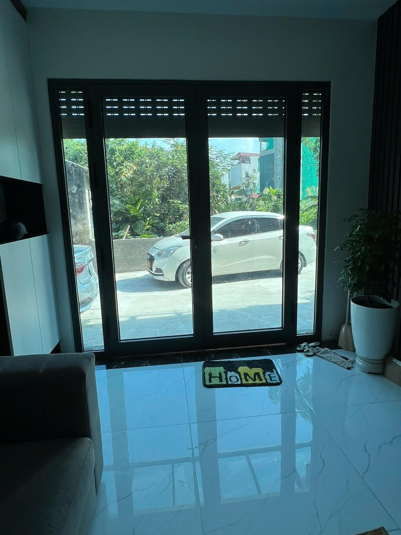 Chính Chủ Bán Nhà Ngõ 39 Phố đông Ngạc, 50m2, 4 Tầng, 2 ô Tô đỗ Cửa, Full Nội Thất, 2 Thoáng
