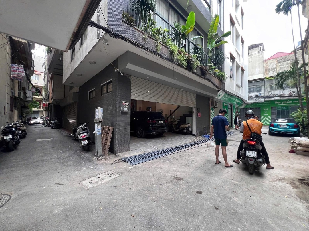Khu Vip Hoàng Cầu : 50m Nhà Phân Lô 7 Tầng Thang Máy, Mt 6m, ô Tô Tránh, Kinh Doanh Tốt