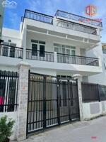 Nhà bán phường Thống Nhất gần khu Văn Hoa Villas; sổ hồng 136m2 ngang 14.8m giá 9 tỷ