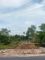 kẹt tiền bán gấp lô đất 500tr đ. nguyễn thị minh khai, gần chợ tri tôn, an giang. dt 105m2. shr.