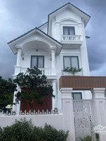 biệt thự đường măng lin, dt 200m2, 6 pn, view thông, đường ô tô. giá: 9.8 tỷ