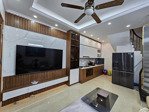 bán nhà mới đẹp gần phố hồ tùng mậu, mai dịch, lô góc thoáng ,ngõ rộng 3m.dt 40m x5tầng giá 7.4 ty