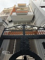 gần mặt tiền huỳnh văn bánh, phú nhuận - 3 tầng đúc cứng ngắc - tiện decor theo ý thích
