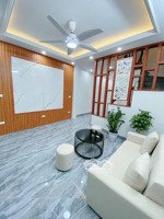 7 tỷ nhà vĩnh hưng phân lô ô tô đỗ cửa, nhà mới ở ngay