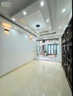 BÁN NHÀ VŨ ĐỨC THẬN LONG BIÊN, KINH DOANH, Ô TÔ VÀO NHÀ, 56M2, GIÁ 9.X TỶ