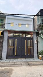 bán nhà gần chợ xuân thới thượng-3 phòng ngủ-giá chỉ hơn 2 tỷ- gọi cho em xem nhà