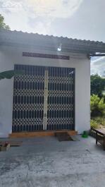 Bán nhà gần chợ vĩnh Hải DT94m2-2PN-ÔTÔ vào nhà-xuân ngọc-Nha Trang-chỉ 1ty7 ( quá rẻ)