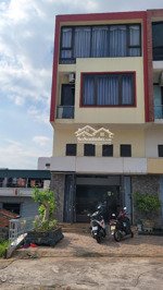 bán căn nhà riêng 3,5 tầng khu giếng đáy 5, cách mặt đường 279 30m, full nội thất cao cấp