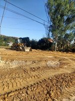 cắt lỗ nhanh lô 934m2, mặt tiền 24m, mặt đường hùng vương, thôn 3, xã đăk la, đăk hà, kon tum