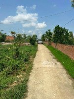 cần bán 2 lô đất liền kề tại xã phú xuân, huyện krông năng, tỉnh đắk lắk. lh 