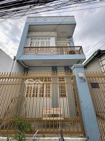 nhà 2 lầu mặt tiền 4,6 tỷ hẻm lê lai ,phường ninh kiều ,trung tâm thành phố cần thơ