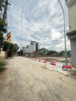 siêu phẩm phân lô thuộc làn 2 quốc lộ 21 vị trí đẹp gần trường học sân bóng thích hợp cho ac đầu tư