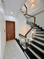 bán nhà 4 tầng mới tinh trần hưng đạo dt 54,5m2 / mt 5m / hướng tb