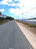 bán rẫy gần 1,2ha cà phê xen điều 350 cây cau gần quốc lộ giá 2,5 tỷ. lh yến: /0902300765