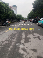 1 siêu phẩm trục chính kinh doanh sầm uất ngày đêm. bán nhà trục chính cổ bi