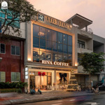 cho thuê nhà mặt phố giang văn minh dt 150m2x2t, mt 10m giá hợp lý đoạn đẹp, toàn thương hiệu lớn