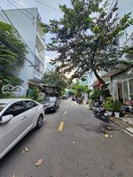 (hím)bán nhà mặt tiền cách biển quy nhơn 700m giá êm chỉ nhỉnh 3ty xxz, gần khu du lịch ghềnh ráng