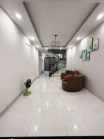 gần aeon tân phú - cụm trường lê lai lê lợi tây thạnh - etown cộng hoà