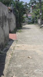 nhỉnh 1 tỷ sở hữu ngay 84m2 đất - vuông a4 - ô tô tránh cách nhà 30m - cách ql21b 250m