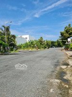 bán nhà lô góc 2 mặt tiền khu dân cư tỉnh ủy, rạch giá, kiên giang