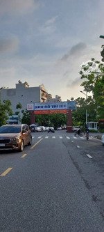 kđt icc quán mau dt: 600m - mt: 10m thông sàn - sân vườn rộng rãi - ko kén mô hình - giá tốt