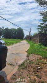 sốc nặng với lô đất 120m2 mặt tiền 6m giá chỉ vài trăm