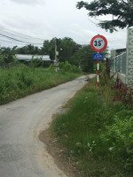 đất lô gốc 3mt .2 mặt đường nhựa.1m đường bê tông