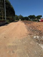 bán đất phường tân an, tỉnh bắc ninh. 106m2- mt 6,3m. đường ô tô chạy qua. giá 900 triệu