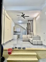 đức diễn nhà dân xây 4 tầng-40m -mt 3.8m -ngõ nông -giá hơn 8 tỷ