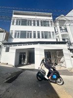 cần bán dãy nhà trọ 9p mới xây đường phù đổng thiên vương p. 8 đà lạt