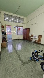 105m2 căn hộ diện tích khủng, chỉ 3.3tỷ, 4pn, 3wc, sổ hồng lâu dài, ban công mát, mặt tiền quận 5