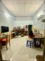 nhà cấp 4 trương thị ngào sân để oto đi bộ ra ngã tư an sương- 3.3 tỷ