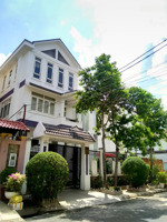 chủ cần bán biệt thự diện tích siêu đẹp ngang 10m . dtcn 210m2 . kết cấu 2 lầu . giá chỉ 19.5 tỷ