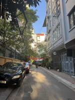 phân khúc hiếm. 91 nguyễn chí thanh phân lô, ô tô tránh, kinh doanh, ngõ thông, sầm uất tiện ích.