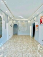 Cho thuê nhà mặt tiền phạm ngũ lão gần công viên hùng vương giá 13 triệu