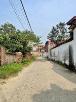 chính chủ em cần bán lô đất có dt 92,9m2 tại yên tàng, bắc phú cũ