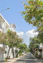 bán lô đất 100% thổ cư, ngay tt. kdc ổn định dân trí cao. tiềm năng đầu tư