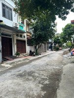 bán nhà 3tầng*107m2 tái định cư lưu phái thanh trì*p. lô ôtô vỉa hè kinh doanh chỉ 19 tỷ