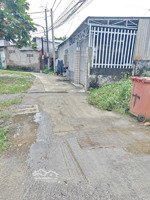 bán nhà ngay chợ phường 7, ô tô tới nhà