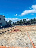 chỉ còn 2 lô trục chính giáp hoà khương, đường rộng 7m5