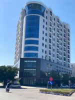 nhận nhà ở ngay , tầng cao, view thoáng , hướng đẹp chung cư ngọc hà diamond dt 79m2